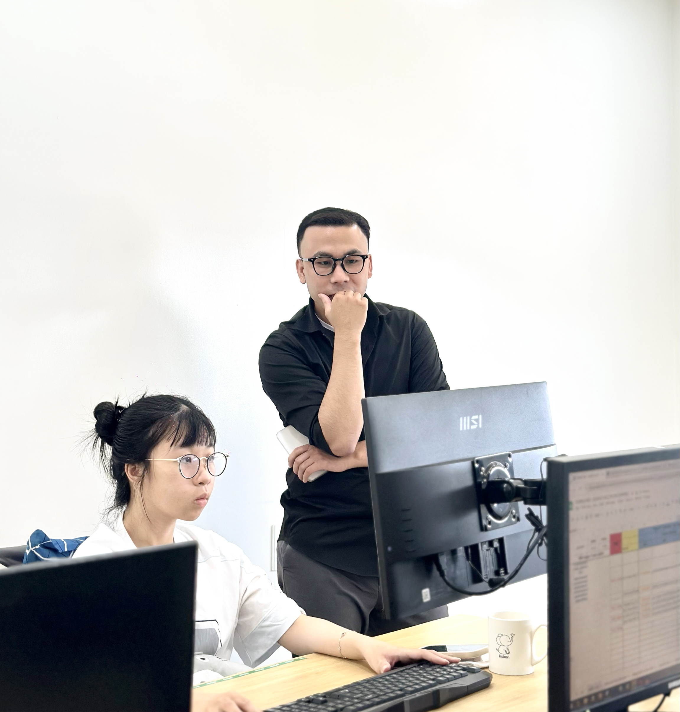 Nhận Diện Thương Hiệu Cho Phòng Khám & Dịch Vụ Y Tế: Uy Tín Và Chuyên Môn - Horus Agency